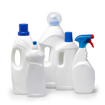 Tẩy sạch các vết  ố mốc trên kính Ôtô